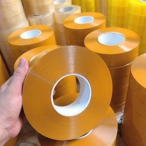 Băng dính đóng thùng vận chuyển